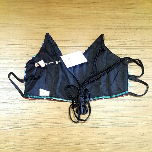 1 left! Final cut✂2 piece set - Picture 8 of 8